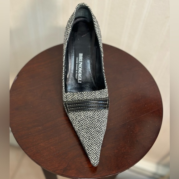 🍂BRUNO MAGLI Classic Heels Size 7 - Picture 7 of 7